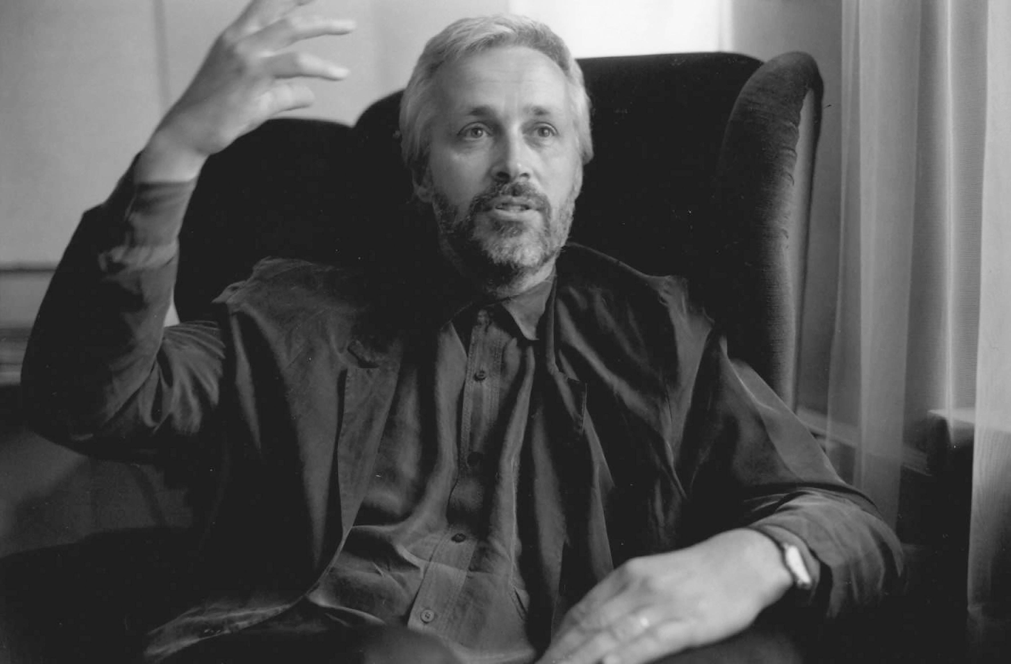 <strong>Svenska Teatern sörjer sin tidigare teaterchef Georg Dolivo</strong>“>
			</div>
	<div class=